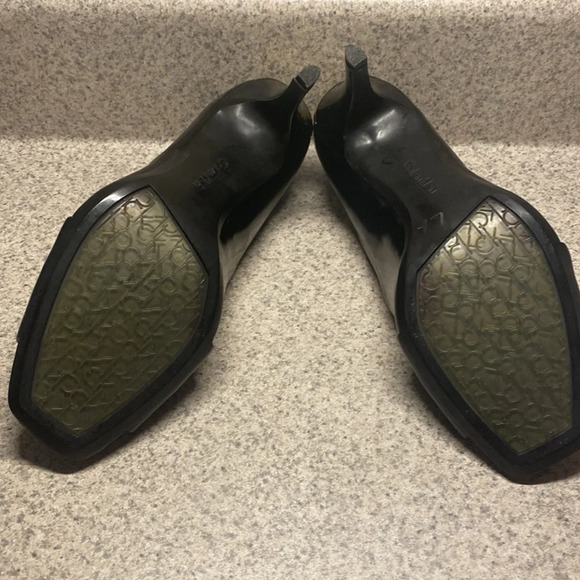 Calvin Klein Peep Toe Heel Size 8 - Picture 5 of 5